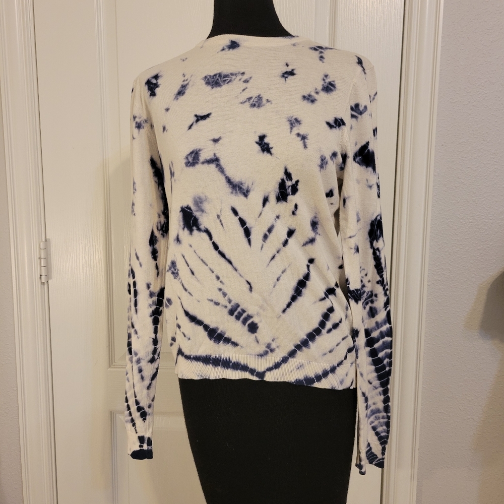 tye dye sweater